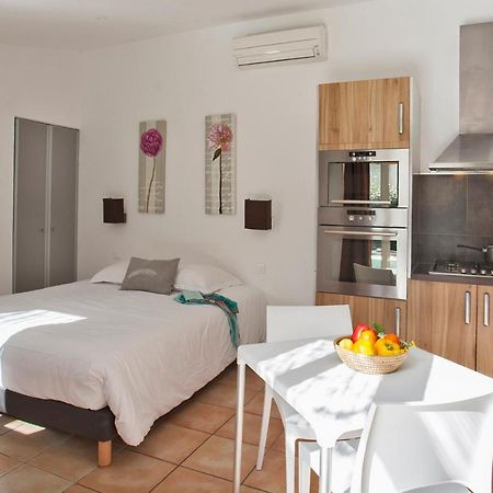 Amarylis A Calvi Location 2 Pers Avec Clim Jardin Piscine Et Barbecue Villa Eksteriør billede