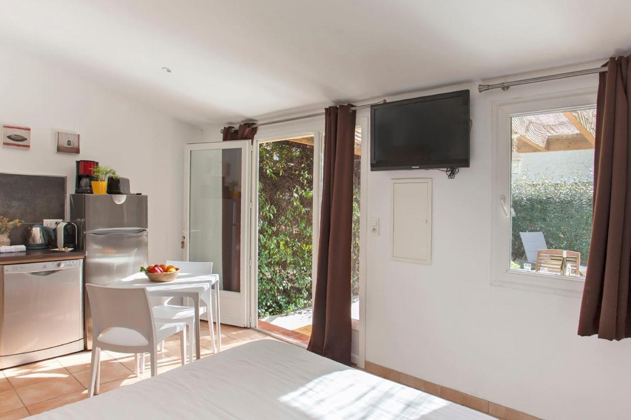 Amarylis A Calvi Location 2 Pers Avec Clim Jardin Piscine Et Barbecue Villa Eksteriør billede